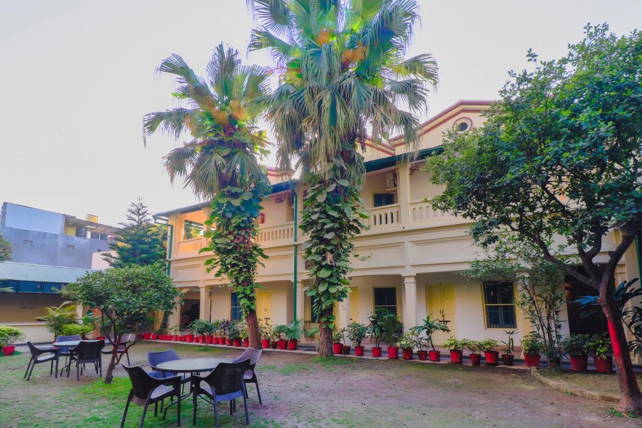 Hotel Heritage Dehradun Exterior photo